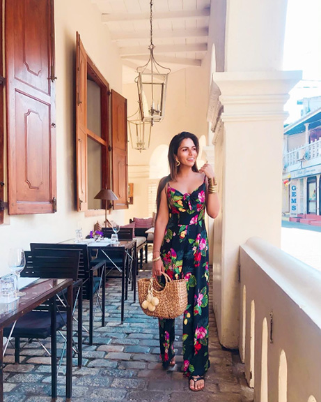 Karishma Sakhrani blogger