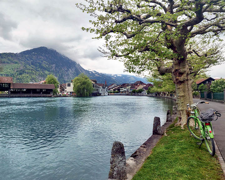 mythrowbacktrip Switzerland